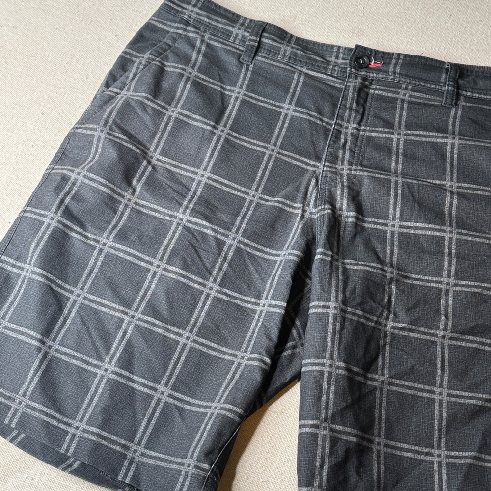 ONeill Hybrid Shorts Mens 38 Charcoal Gray Plaid Stretch Board Walk Shorts